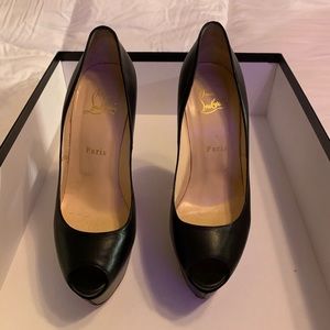 christian louboutin  shameless pumps size 38-1/2